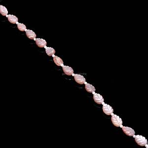 ลูกปัดมูนสโตนทรงใบไม้สีพีชธรรมชาติ แกะสลักด้วยมือ ขนาด 11-12 มม. ความยาว 8 นิ้ว สำหรับทำเครื่องประดับ แกะสลักจากอัญมณีมูนสโตน - Product Image 3