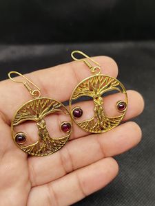 Pendientes de Latón con Gema de Granate para Mujer, Venta al por Mayor Directa de Fábrica, Moda Femenina - Product Image 3