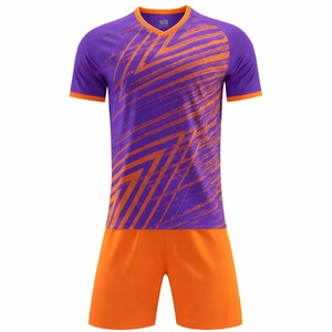 Maillots de sport à col rond en Spandex/Polyester - Respirants, anti-humidité, séchage rapide, personnalisables avec le nom de l'équipe, unisexes - Product Image 1