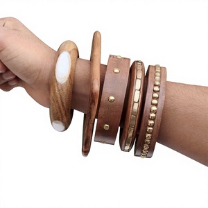 Brazalete de Madera Natural Hecho a Mano, Joyería Rústica de Madera para Mujer, Ecológico, Brazaletes de Moda al por Mayor - Product Image 1