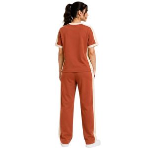 Ensemble décontracté deux pièces pour femme, t-shirt à manches courtes et pantalon droit, couleur rouille et beige, avec empiècements contrastés - Product Image 2