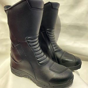 Botas de Motocross de Cuero Negro para Carreras Todoterreno - Product Image 1