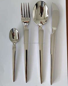 Nouvel arrivage : Ensemble de couverts en acier inoxydable OEM/ODM personnalisé, idéal pour les hôtels et les restaurants - Product Image 4