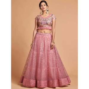 Elegante Lehenga Choli Rosa Bordado en Tela de Red para Tallas Grandes, Ideal para Compromisos - Product Image 4