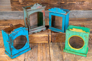 Vitrina de Pared de Madera Pintada Estilo Vintage con Una Puerta y Estante Colgante para Almacenamiento, Mueble Decorativo para Casa de Campo, Hotel u Hogar - Product Image 3