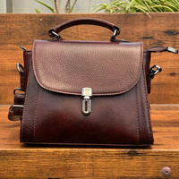 Vente en gros de nouveautés Mini sac à bandoulière en cuir pleine fleur de créateur de luxe pour les sacs à main en cuir de vache à la mode pour femmes