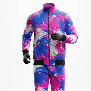 Ropa deportiva transpirable optimizada para prácticas prolongadas y recuperación. Ropa de equipo duradera diseñada. - Product Image 2