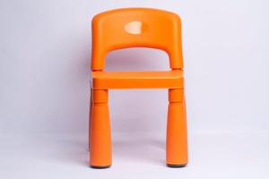 Ensemble de table et de chaises pour enfants, durable et sûr, couleurs vives, parfait pour la récréation et l'apprentissage, léger, facile à nettoyer - Product Image 4