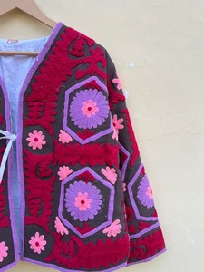 Veste kimono en velours Suzani faite à la main avec poche avant |   Couette matelassée écologique respirante anti-rides à séchage rapide pour l'hiver 100% coton - Product Image 2