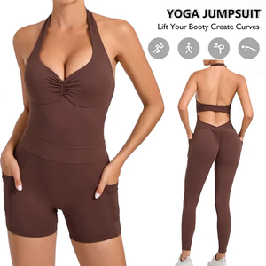 Body de sport pour femme en Spandex/Nylon, très élastique et respirant, avec col en V, bretelles halter, dos froncé et soutien-gorge intégré, modèle trois. - Product Image 2
