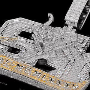 Pendentif Unisexe Hip Hop Lettre Éléphant Trisha Jewels en Argent Sterling 925 Plaqué Or, Certifié GIA, Sertissage Baguette, Personnalisé - Product Image 6