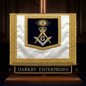 ผ้ากันเปื้อนพิธีกรรมเมสันทำมือสั่งทำพิเศษ สีน้ำเงินเข้ม กำมะหยี่ ปักดิ้นทอง ลายดวงตาที่มองเห็นทุกสิ่ง พร้อมเข็มทิศสี่เหลี่ยม - Product Image 3