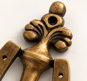 Battant de porte décoratif en fer forgé, finition or antique, pour entrées de villas classiques - Product Image 5