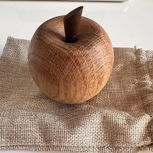 Sphère en bois naturel poli, boule de cristal faite à la main, motif vertical, décoration de table, décoration d'intérieur pour la méditation et le yoga - Product Image 3