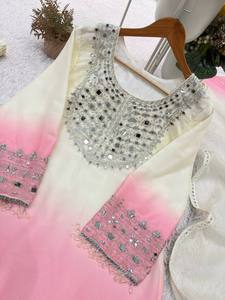 Ensemble Salwar Kameez en soie Vichitra brodée, véritable tenue indienne pakistanaise avec miroirs, beige rose, pour mariage et fêtes - Product Image 4