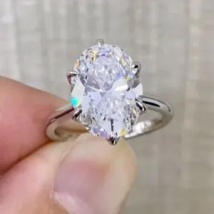 Anillo de Compromiso Solitario con Moissanita de Corte Ovalado, Plata de Ley 925, Chapado en Oro, Engaste de Garras, Anillo de Boda Clásico para Mujer - Product Image 6