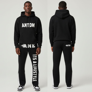 Conjunto Deportivo RTS Umer para Hombre, Diseñado por Antom Enterprises - Product Image 2