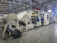 Máquina Rebobinadora de Papel Higiénico Jumbo Totalmente Automática con Caja de Engranajes de Doble Película a Color y Motor de Alta Velocidad para Producción a Gran Escala