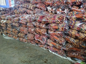 Palillo para el Cabello de Madera Ligero y Ecológico Hecho a Mano con Cuentas, Flores, Borlas y Conchas |   Accesorios para el Cabello con Pasadores Étnicos para Mujer - Product Image 4