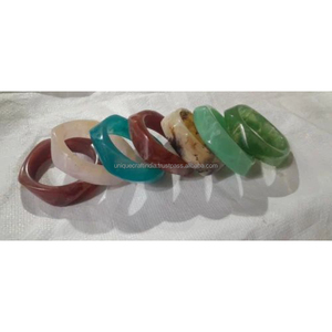 กำไลเรซิ่นแข็งบาง | สร้อยข้อมือกว้างทำด้วยมือเครื่องประดับชายหาดที่เป็นแรงบันดาลใจศิลปะเครื่องประดับที่ไม่ซ้ำใครสำหรับฤดูร้อน - Product Image 3