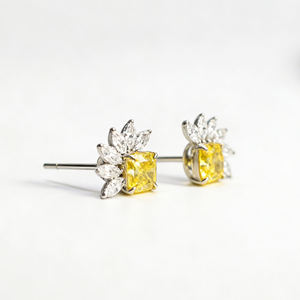 1 Carat Princess Cut Fancy Lab Grown Diamond <b>Stud</b> <b>Earrings</b> 18K Yellow Gold Simple Classic Square Certified High Quality Jewelry - Product Image 3