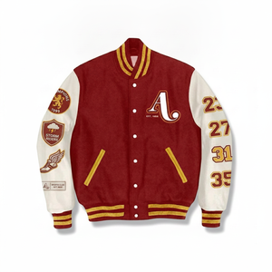 Veste universitaire pour homme de couleur marron avec manches crème, design de patch brodé avec la lettre A, style preppy, vêtement d'automne - Product Image 1