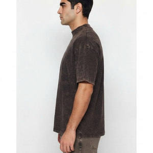 เสื้อยืดผู้ชายแฟชั่นขายดีสำหรับฤดูร้อน คอโอเวอร์ไซส์ ผ้าฝ้าย 100% สีดำ ทรงหลวม รับผลิตตามสั่ง ขายส่งจำนวนมาก - Product Image 6