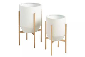 Maceta Decorativa con Soporte, Acabado Dorado y Negro, de Buena Calidad, Marca Linea Exports Inc - Product Image 4