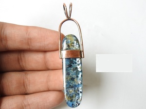 Bleu Kyanite Classique Lunette Réglage Cabochon Lisse Fait Main Cuivre Unisexe Pendentif - Product Image 4
