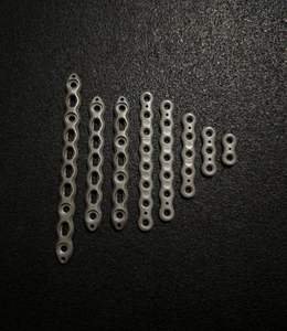 Plaques de fixation en acier inoxydable allemand de haute qualité pour petits fragments - Product Image 1