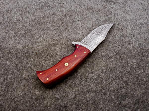 Handmade Damascus Steel Fixed Blade Hunting <b>Knife</b> Red Wood Handle Embossed Leather Sheath Skinner Bushcraft Camping <b>EDC</b> <b>Knife</b> - Product Image 5