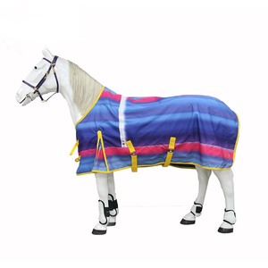 Couvertures de cheval confortables, durables, imperméables, unies, en nylon et polyester, personnalisables, service OEM ODM, 2 pattes - Product Image 3