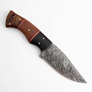 Cuchillo de acampada de hoja fija de acero de Damasco hecho a mano con mango de madera Micarta segmentada - Product Image 1