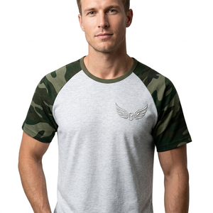 Camiseta de Manga Corta para Hombre, Cuello Redondo, Corte Regular, Diseño de Camuflaje con Logotipo en Relieve, Estilo Casual, Algodón Jersey - Product Image 2