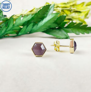 Boucles d'oreilles clous hexagonales en argent sterling 925 avec améthyste de 8 mm |   Bijoux en pierres précieuses naturelles pour femmes, à porter au quotidien - Product Image 4