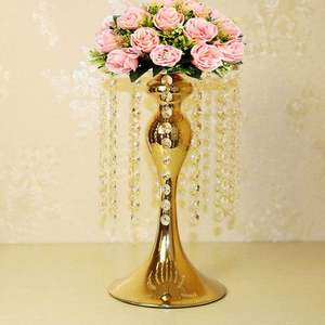 Florero de Mesa Dorado con Diseño Nórdico, Moderno y Decorativo, Maceta para Flores Artificiales, Florero Metálico para Decoración del Hogar y Bodas - Product Image 4