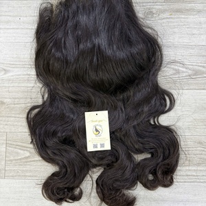 Venta al por mayor de cabello humano vietnamita 100% natural, cabello ondulado, cierre de encaje sin pegamento, cabello vietnamita virgen, peluca suiza negra natural - Product Image 2