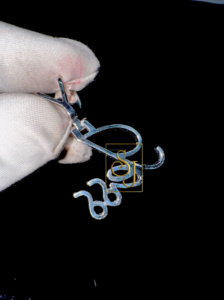 Escritura cursiva personalizable Iced Moissanite Diamond Custom Letter Pendant con corazón Bail Necklace 925Silver 1.38Ct VVS DEF Gift - Product Image 3