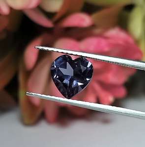 Alexandrite naturelle taille cœur, pierre précieuse lâche certifiée IGI, effet lumineux, haute qualité pour bijoux, bague, pendentif, vente en gros - Product Image 3
