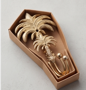 Premium Palm Design Golden Wall <b>Hooks</b> Metal Minimalist Style Perfect For Stylish Home Storage And Elegant Decoration Solution - Product Image 6