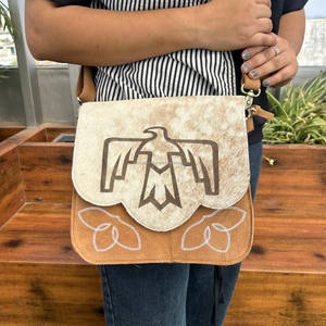 2025 plus récent sac à bandoulière en cuir suédé de haute qualité gravure Laser mode à la mode derniers sacs à main de luxe pour femmes - Product Image 2