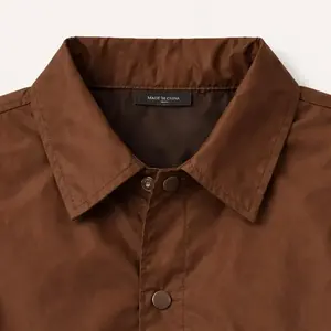 Veste de course pour homme avec logo personnalisé, marron forêt, imperméable, en polyester, écologique, légère, coupe-vent, patchwork géométrique - Product Image 2