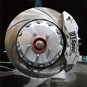 Ensemble d'étriers de frein à 6 pistons D1 Spec RS pour la mise à niveau et la rétrofit des CRV, X-trail et Sportage - Product Image 1