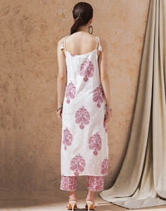 Salwar Kameez Recto de Rayón con Estampado Floral KV Maroon para Fiesta - Product Image 4