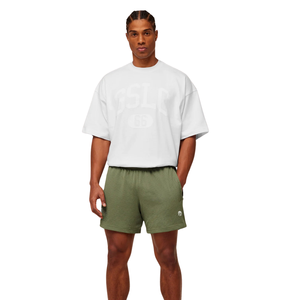 Pantalones Cortos Deportivos para Hombre, de Malla Transpirable, Corte Regular de 5 Pulgadas, para Gimnasio y Entrenamiento, Color Verde GS Grounded - Product Image 1