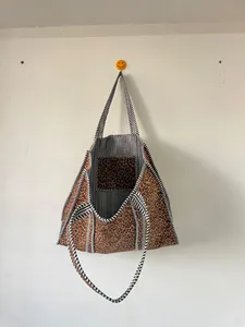 Bolso Tote de Algodón Acolchado con Estampado de Leopardo Marrón, Bolso de Compras Casual Abierto de Estilo Bohemio con Estampado a Mano para Mujer - Product Image 5