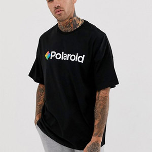T-shirt noir surdimensionné à manches courtes pour homme Polaroid avec logo imprimé sur le devant, style décontracté, coupe jersey, col rond - Product Image 1