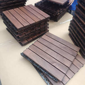 Dalles de terrasse en composite bois-plastique, finition mate, étanches, à emboîtement double, modernes, 30x30cm, pour extérieur - Product Image 4