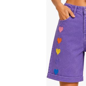 Shorts en jean pour femme, taille haute, coupe ample, ourlet retroussé, en coton, brodés de cœurs arc-en-ciel violets, style décontracté, mode estivale - Product Image 3