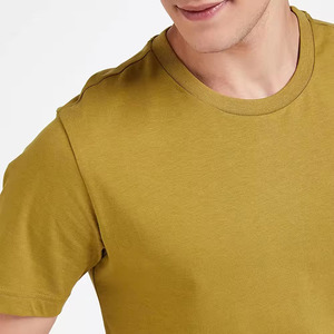 เสื้อยืดผู้ชายผ้าฝ้ายพรีเมียมทรงหลวม สวมใส่สบาย พร้อมสีสันตามสั่ง เหมาะสำหรับใช้ในชีวิตประจำวัน เนื้อผ้านุ่ม ให้ความรู้สึกเย็นสบายและสบายตัว - Product Image 4